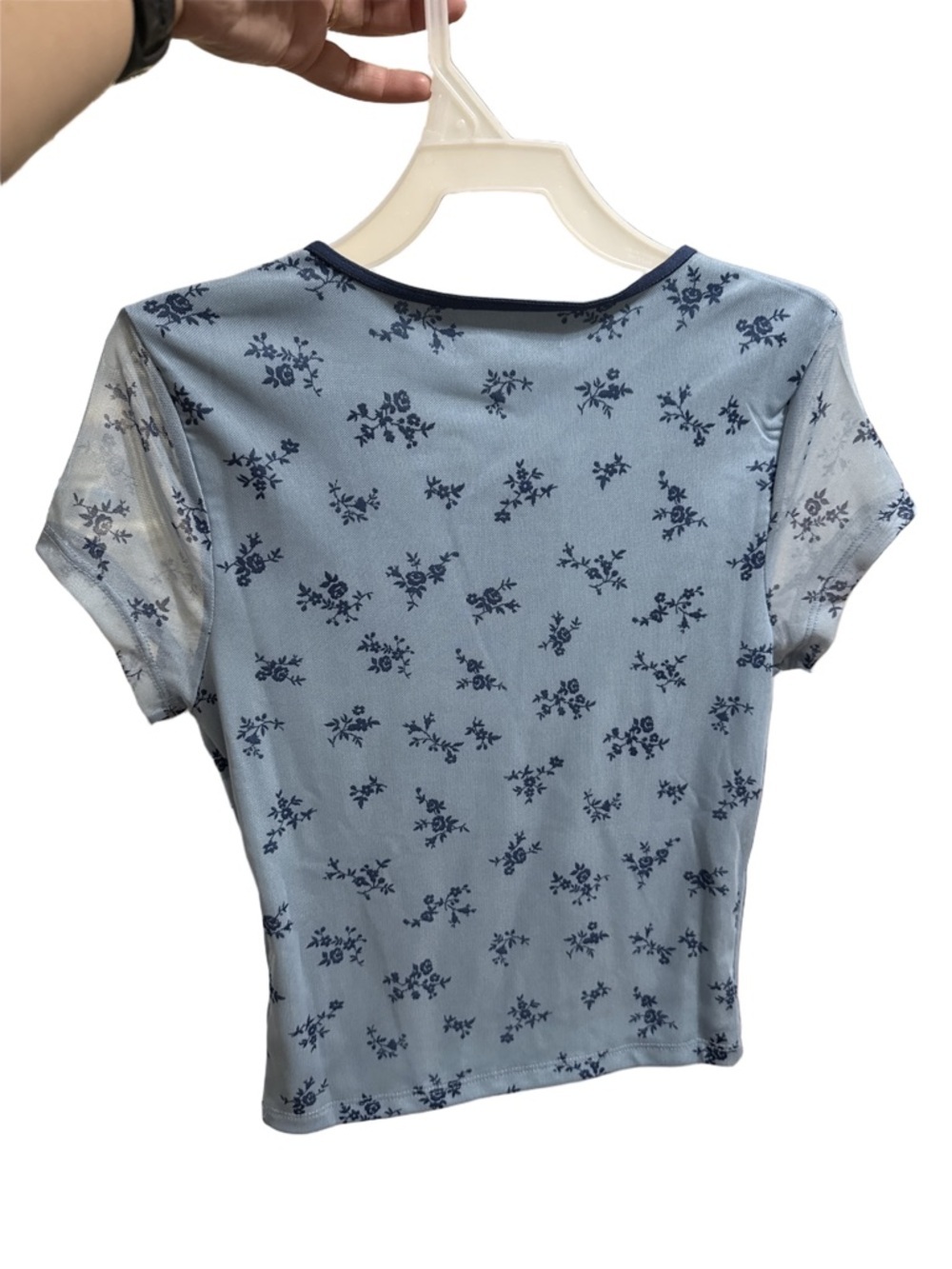 Aeropostale Light Blue Floral Tie-Front Top with Navy Trim - Picture 2 of 2